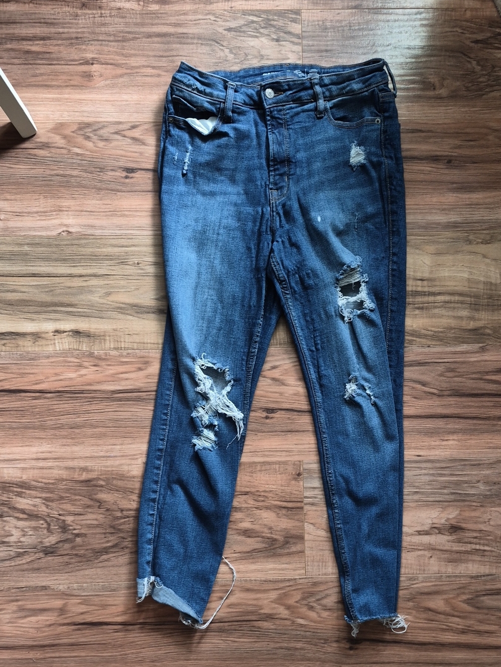 💥💙 Old Navy Distressed Dark Blue Skinny Jeans 360 Stretch